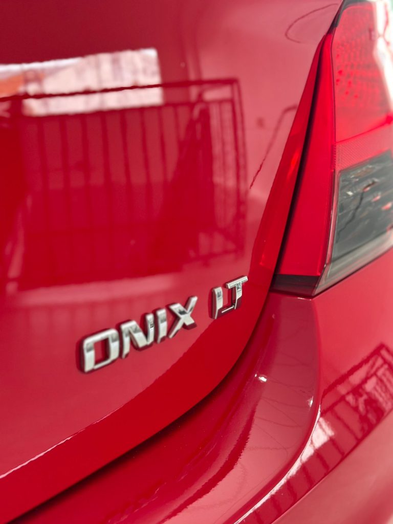GM ONIX LT 1.4 MEC*